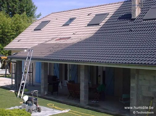 Rénover sa toiture - Choisir les peinture et les hydrofuges